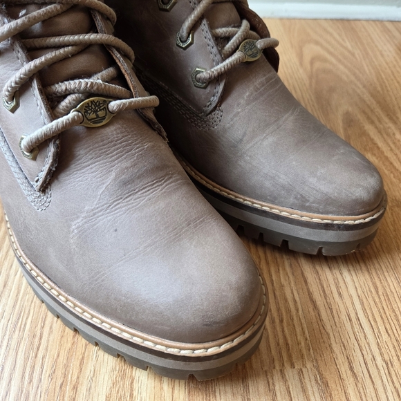 Timberland Women's Courmayeur Valley 6" Ankle Chunky Boot Taupe Gray Size 8.5 - Picture 11 of 14